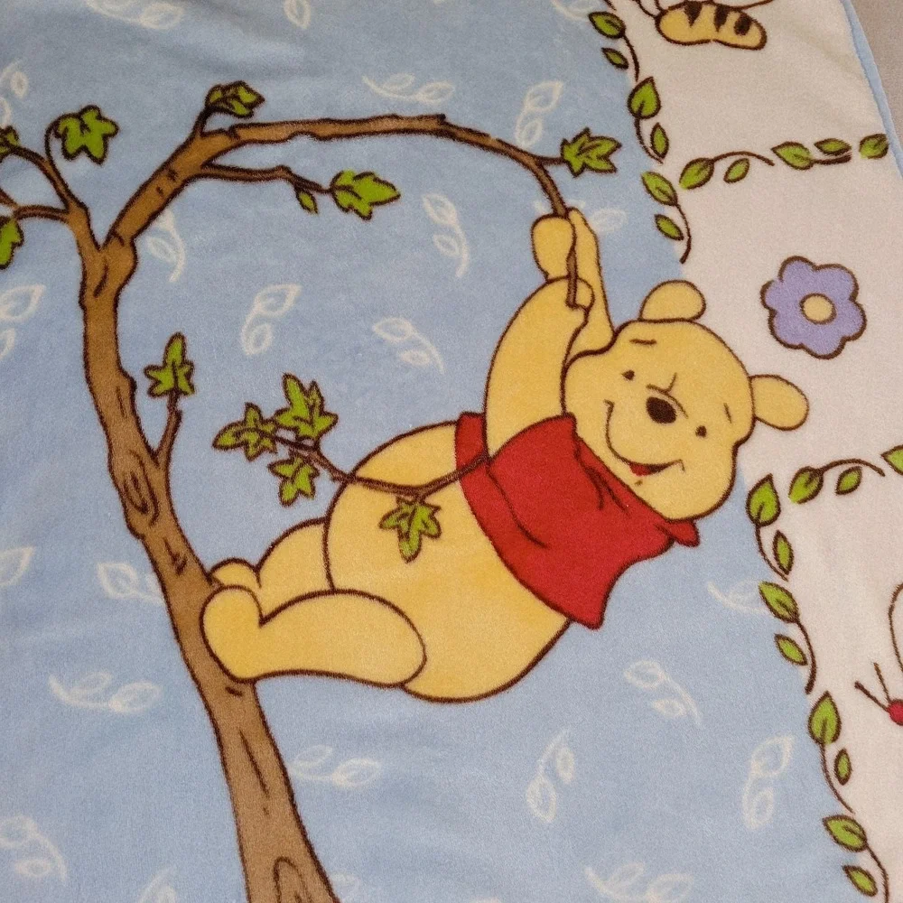 VTG Crown Crafts Winnie The Pooh Blue Plush Blanket Bee Flower‎ Butterfly 42x32